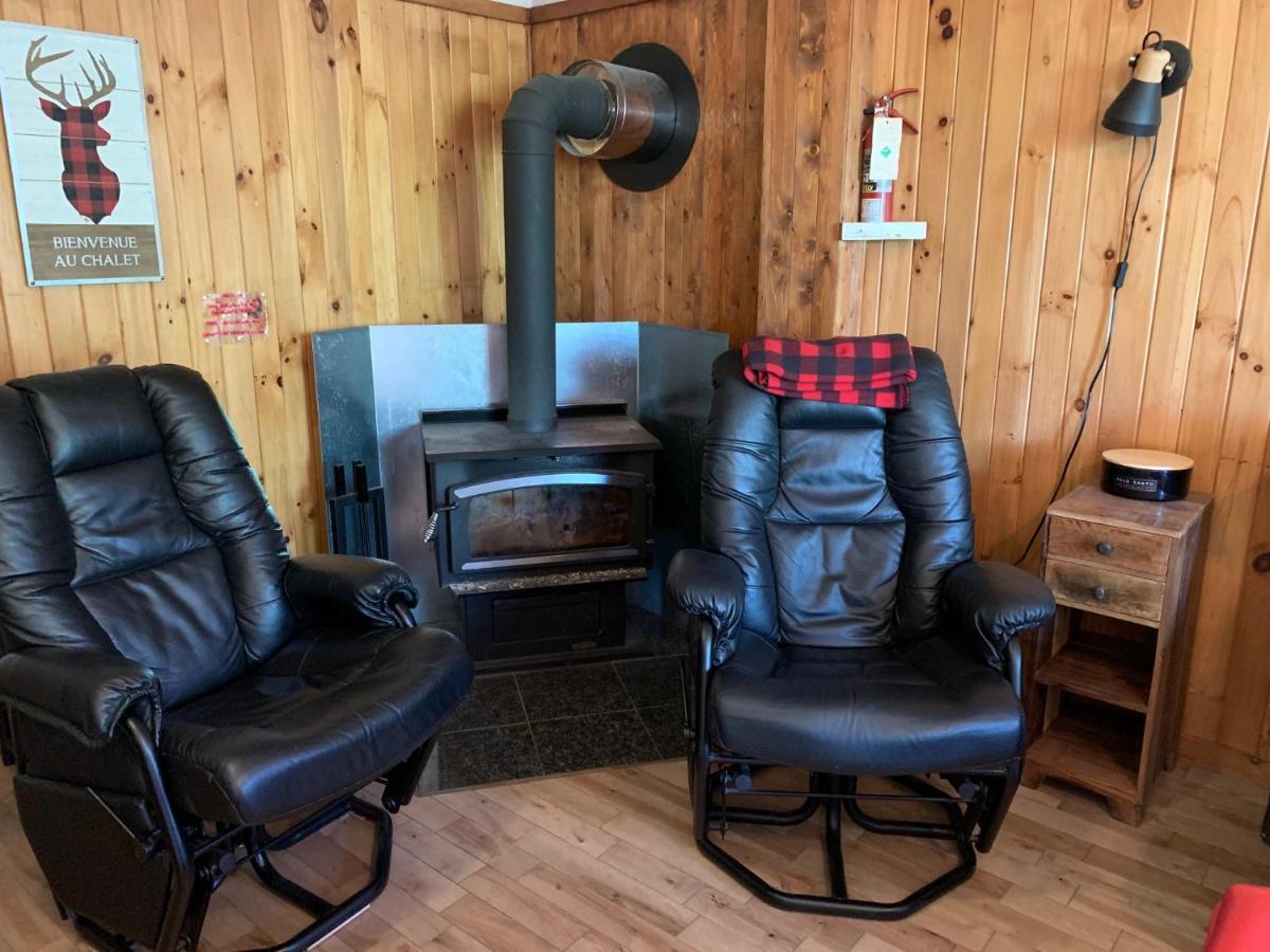 Camping Chalets Spas Pignons Rouges Saint Romain ภายนอก รูปภาพ