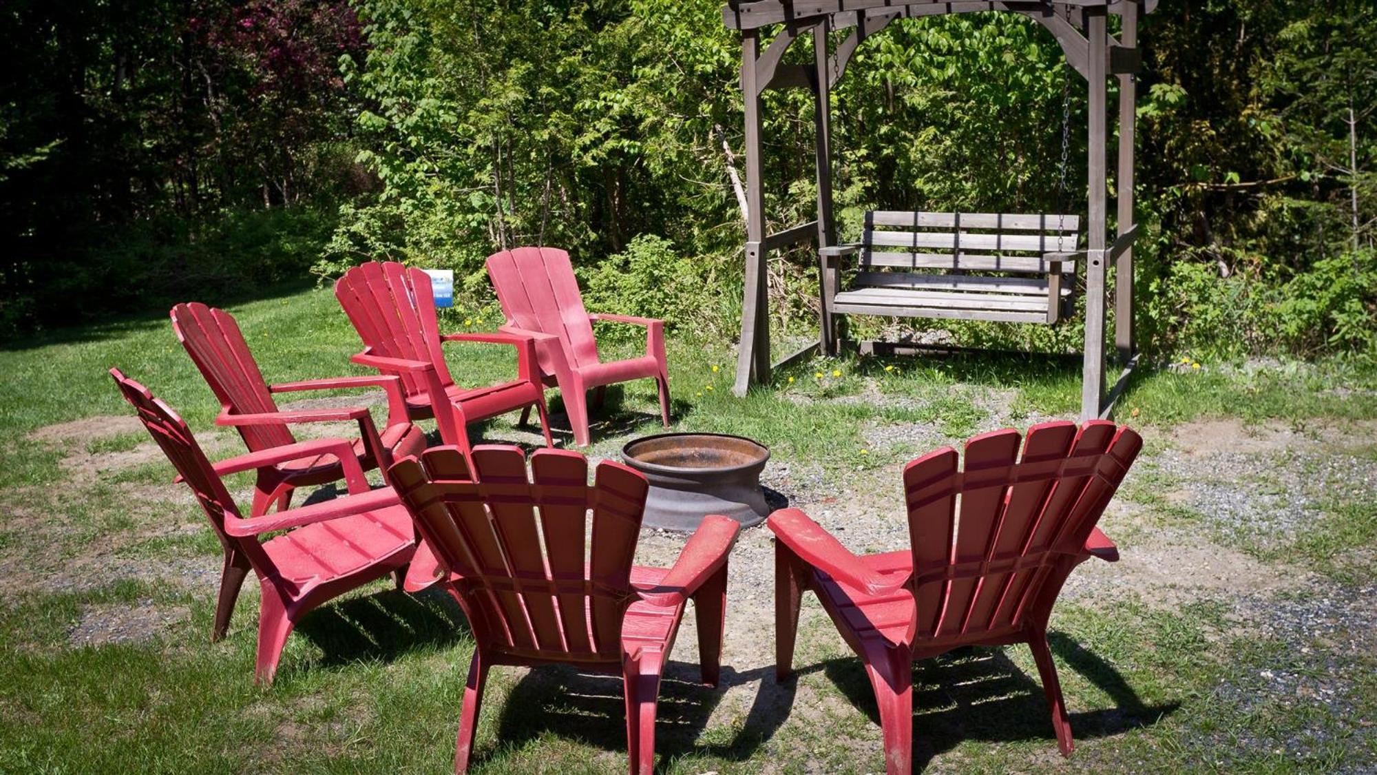 Camping Chalets Spas Pignons Rouges Saint Romain ภายนอก รูปภาพ